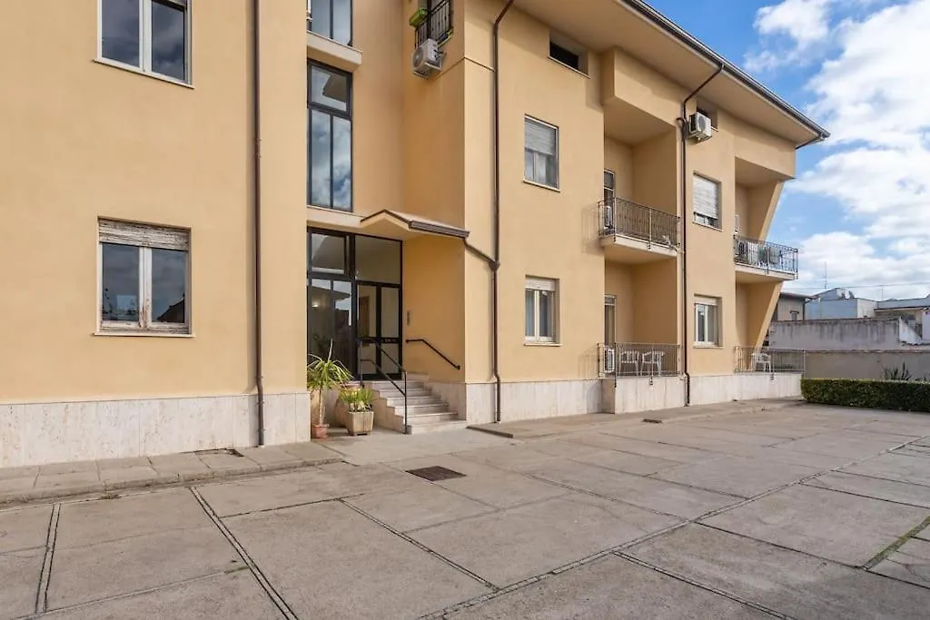 Casa Eleonora Con Parcheggio Villa Oristano Holiday home